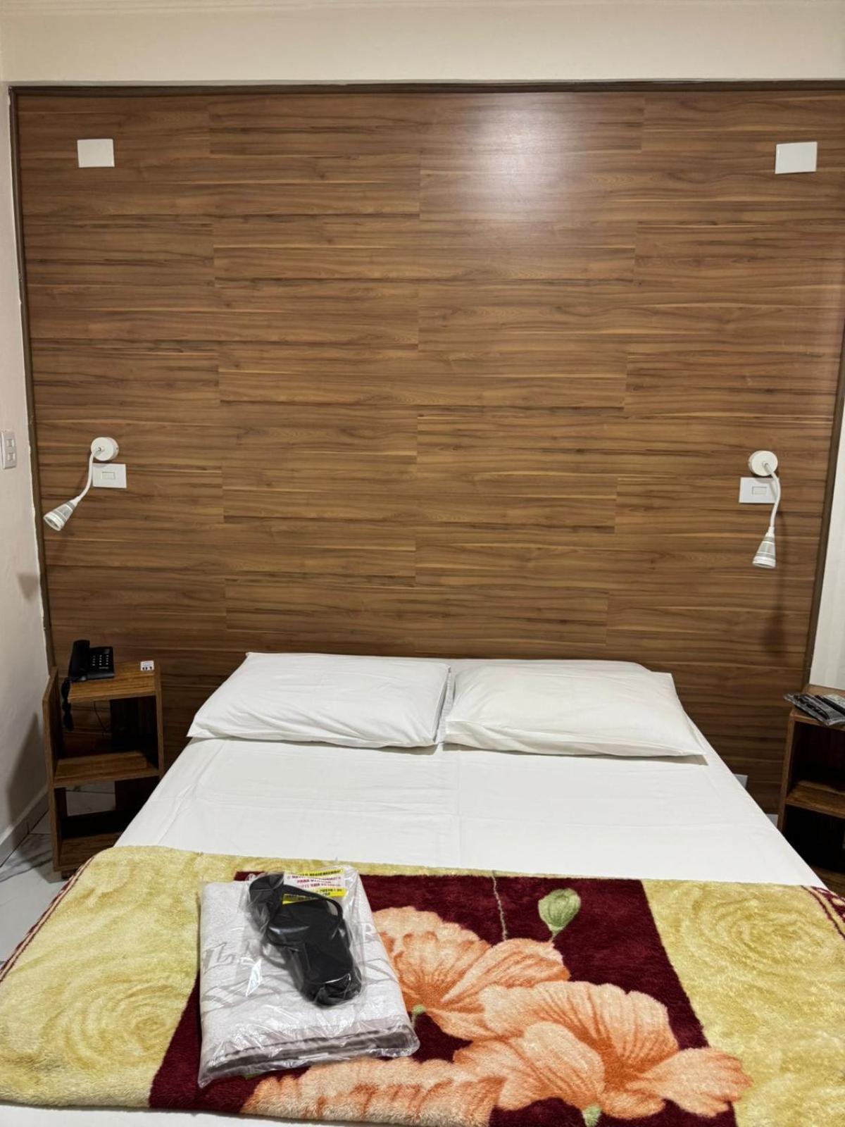 New Point Hotel Сао Паоло Екстериор снимка